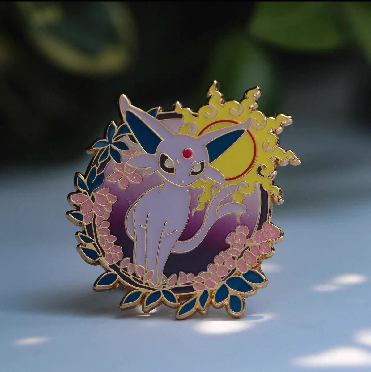 Sun Wisteria 2‑in‑1 Pin & Magnet
